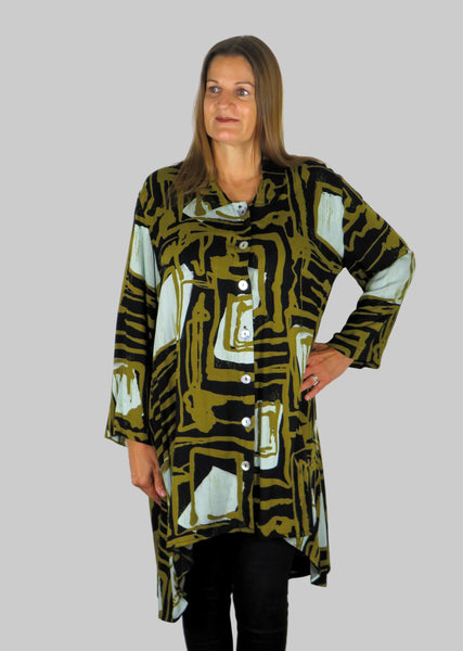 This tunic blouse is made from a beautiful gold abstract fabric. Perfect for any autumn winter occasion, from a party to everyday wear. This blouse will take you from day to night with effortless style and elegance.