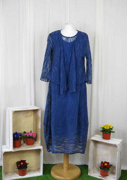 The shrug is made from a soft sheer navy fabric with a beautiful stripe design. Perfect for any spring summer occasion, from a wedding - mother of the bride, mother of the groom and wedding guest to everyday wear. This shrug will take you from day to night with effortless style and elegance. Matching dresses available.