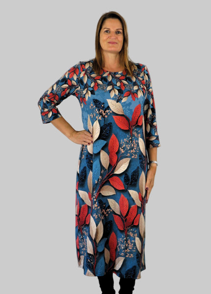 This panel dress is made from a soft feel jersey fabric, with an all over multicolour print. Perfect for any autumn / winter occasion from a wedding, mother of the bride, mother of the groom to a party or everyday wear. This dress will take you from day to night with effortless style and elegance.